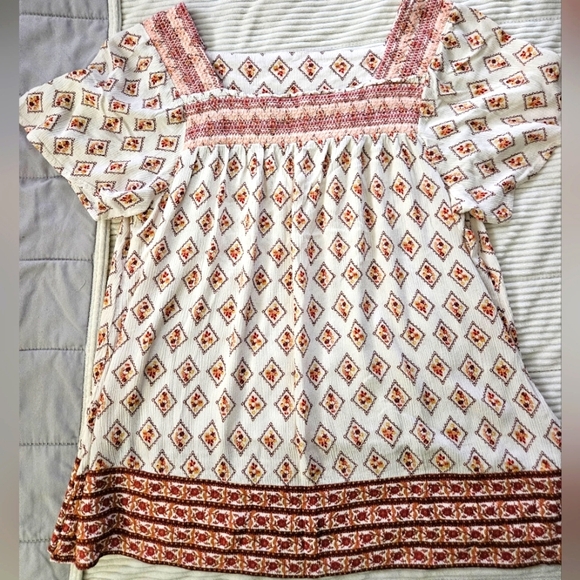 Nurture Bohemian White and Red/Brown  Patterned Women's Top Size M - Picture 1 of 5